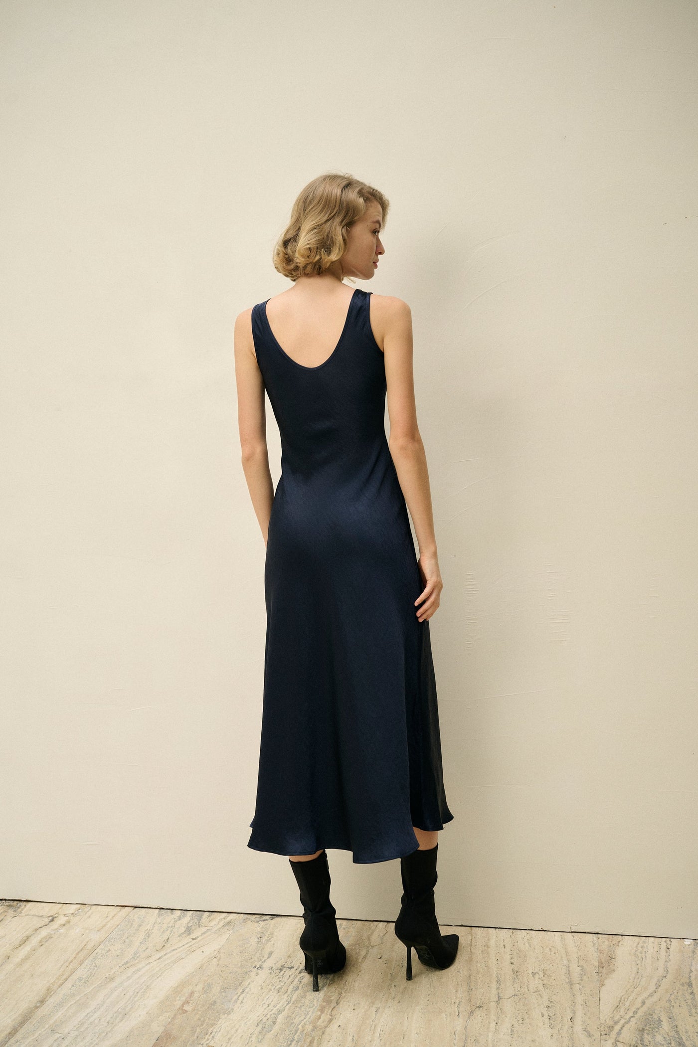 V-Neck Slim Dress