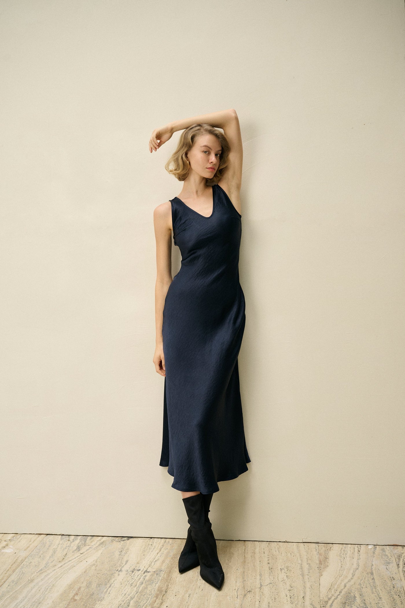 V-Neck Slim Dress